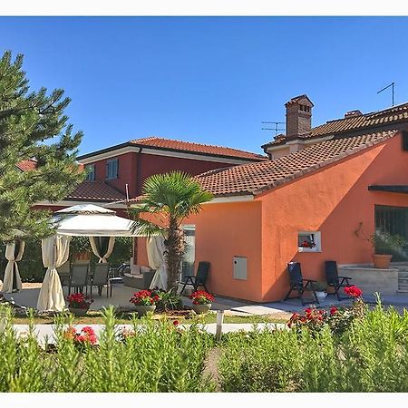 Apartments Gvarda Umag Eksteriør billede