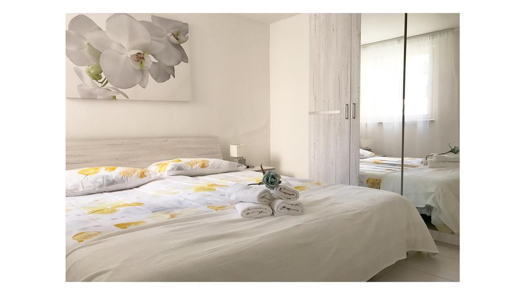 Apartments Gvarda Umag Eksteriør billede