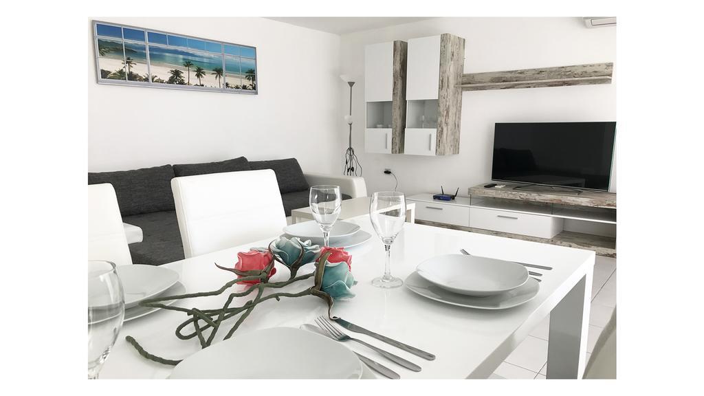 Apartments Gvarda Umag Eksteriør billede