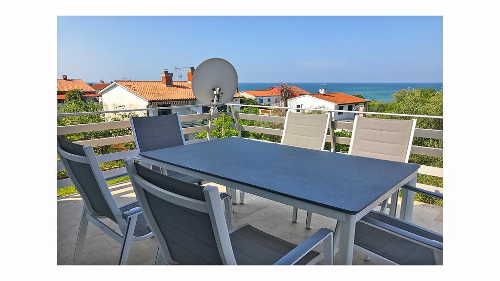 Apartments Gvarda Umag Eksteriør billede