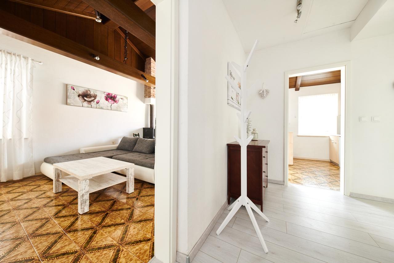 Apartments Gvarda Umag Eksteriør billede